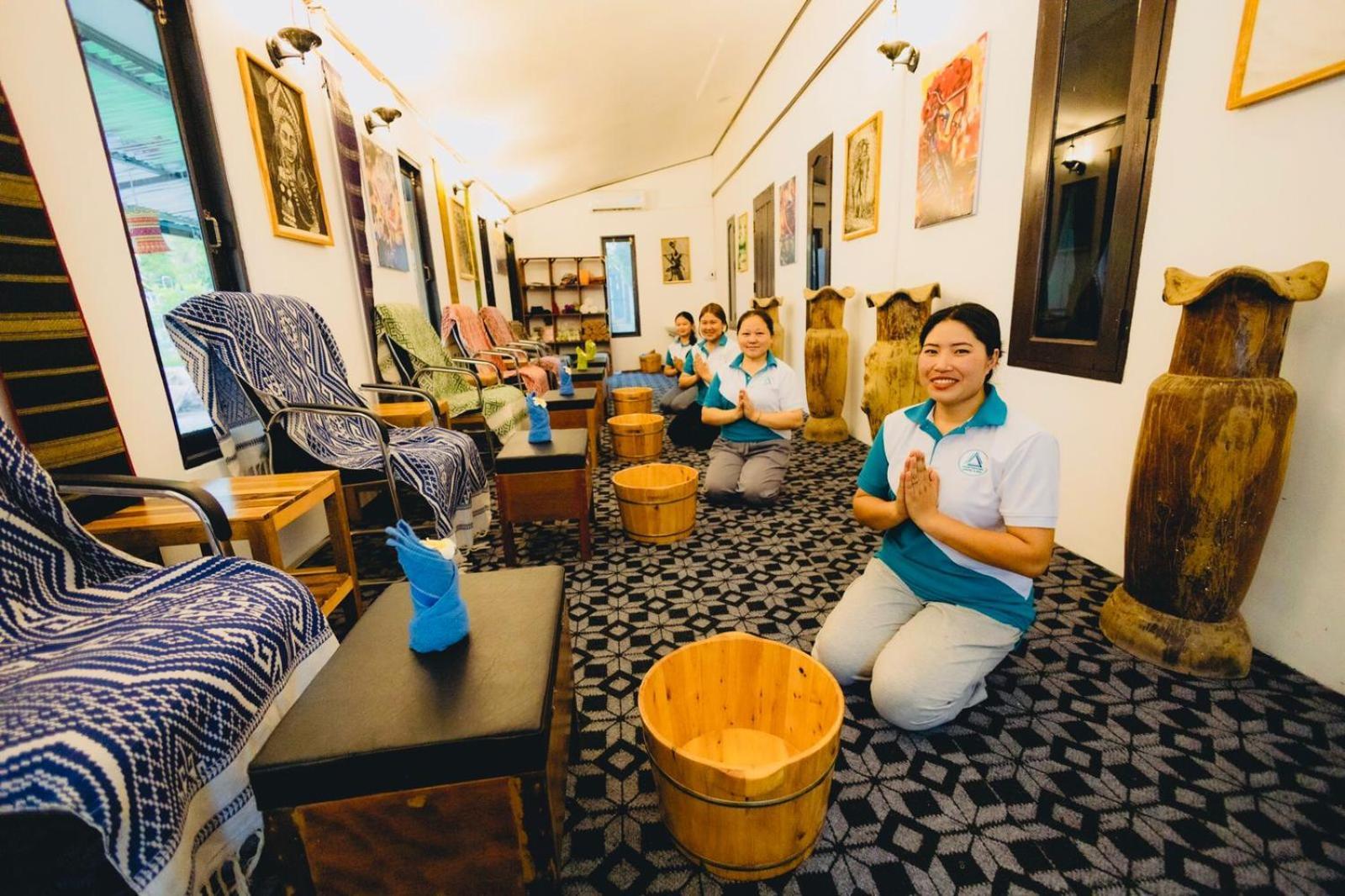 Chanthavong Hostel Luang Prabang Extérieur photo