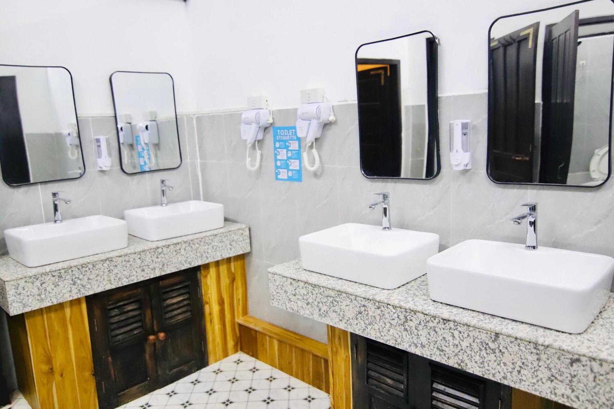 Chanthavong Hostel Luang Prabang Extérieur photo